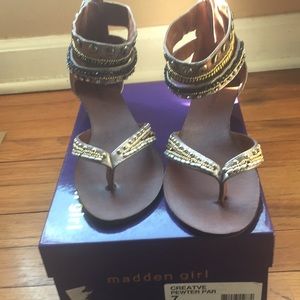 New!!! Madden girl sandals!!! Zip up back